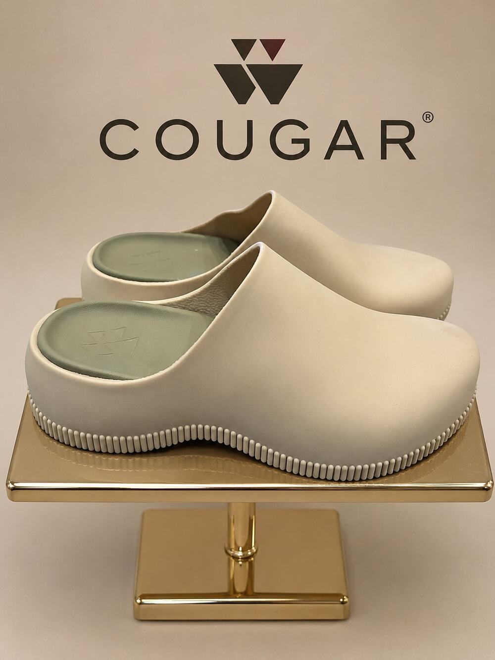 Cougar Sven Luxmotion Cream Platform Clogs Mules Women’s Size 8